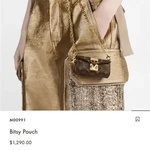 lv bitsy pouch